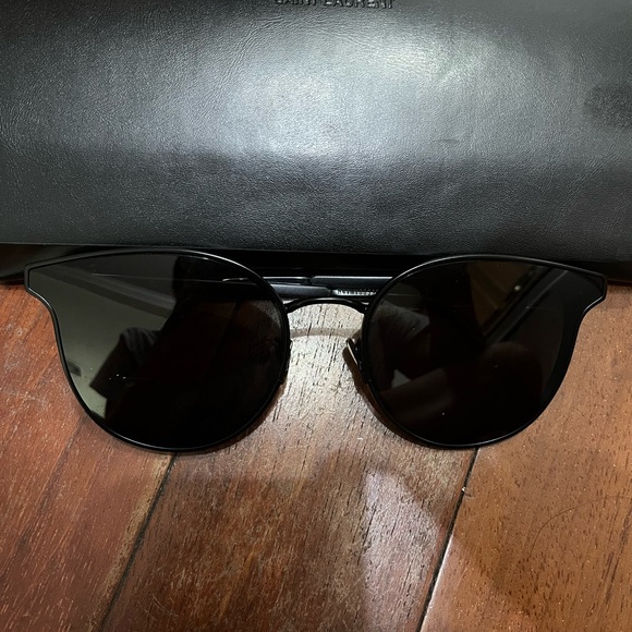 NEW Saint Laurent black sunglasses - Picture 1 of 7